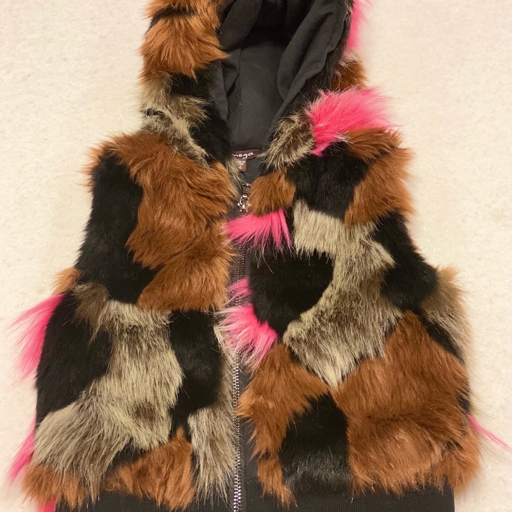 Imoga Girls Faux Fur Hooded Vest